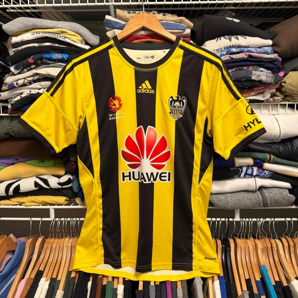 Wellington Phoenix Home Jersey Yellow World Cup Soccer Adidas Sportswear Medium